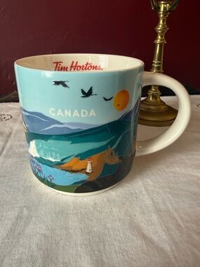 Tim Horton’s 2025 Travel Collection Canada Mug 22 oz